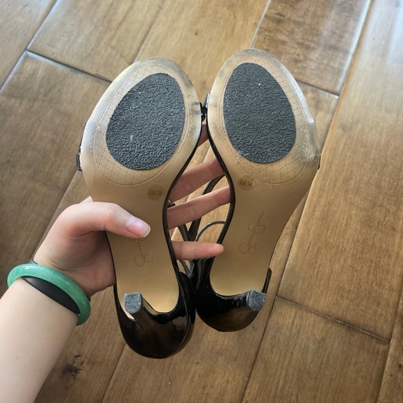 Jessica Simpson Heels RAYLI2 - Picture 3 of 7